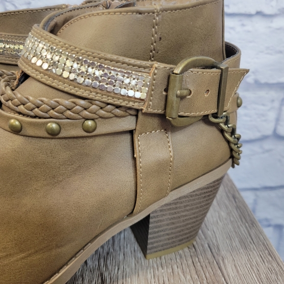 Sugar Embellished Tan Booties Size 8 - Picture 3 of 16